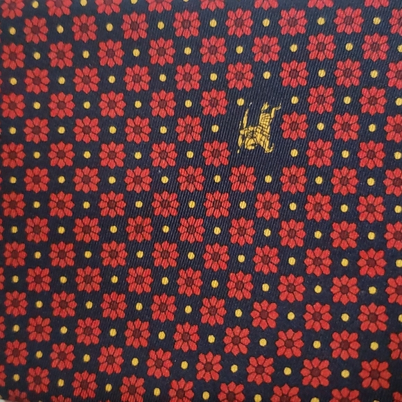 Burberrys - Picture 3 of 5